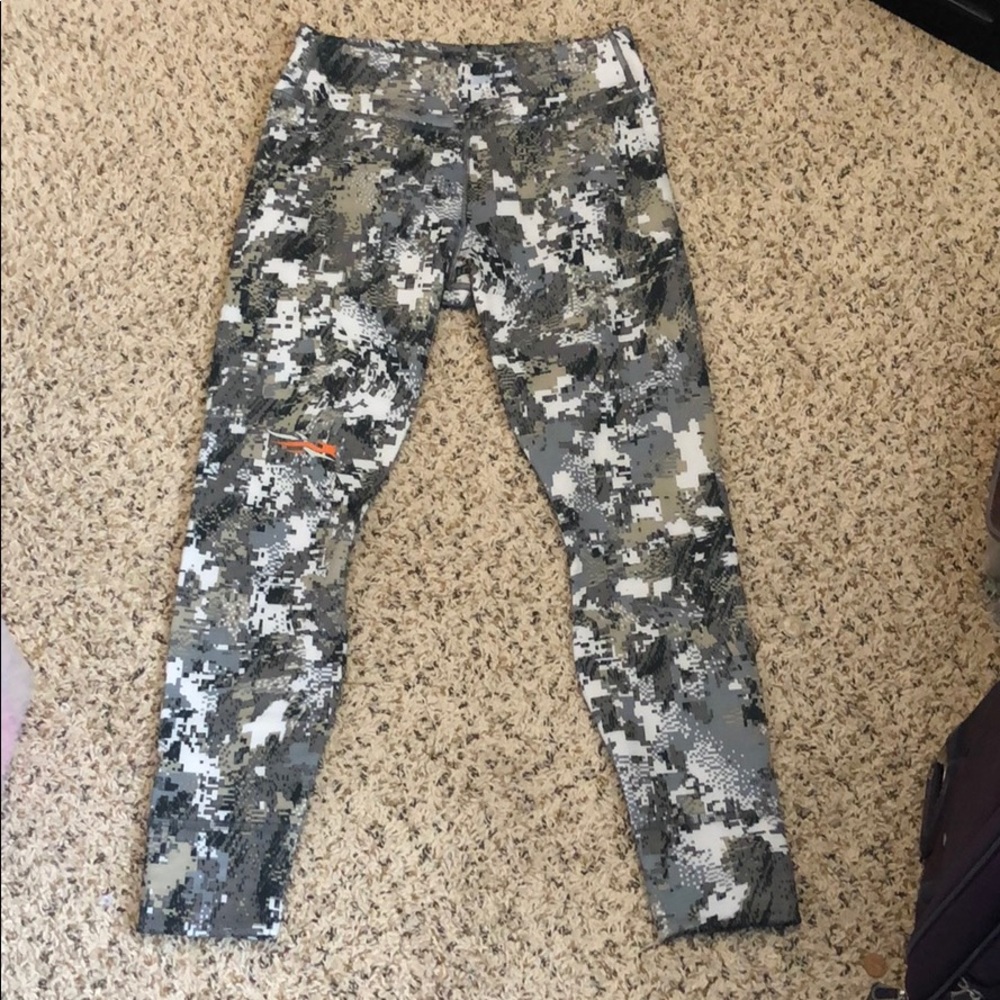 Brand new Sitka Women’s Core Heavyweight Bottoms